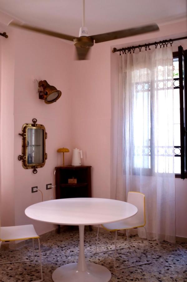 Venetian Pink Apartment In Dorsoduro Extérieur photo